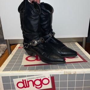Iconic vintage 70’s/80’s leather dingo boots